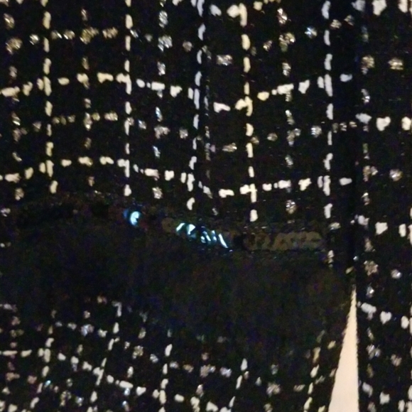 Light over jacket - Picture 2 of 4